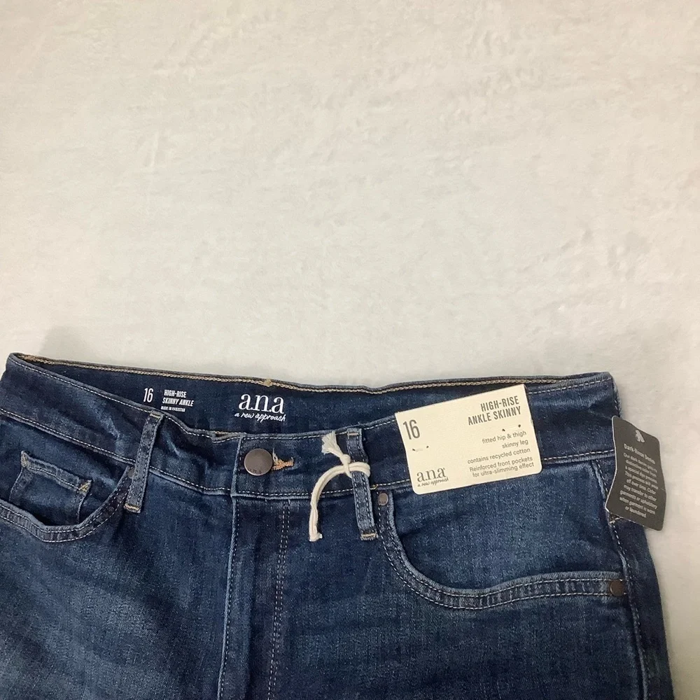 a.n.a. NWT Women’s High-Rise Ankle Skinny Jeans Dark Blue Size 16